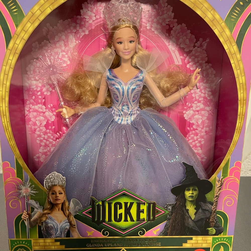 Mattel Wicked for Good Enchanting Glinda Deluxe Doll - NIP - Unopened